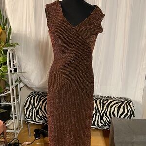 💜Joseph Ribkoff Couture Metallic beautiful Gown